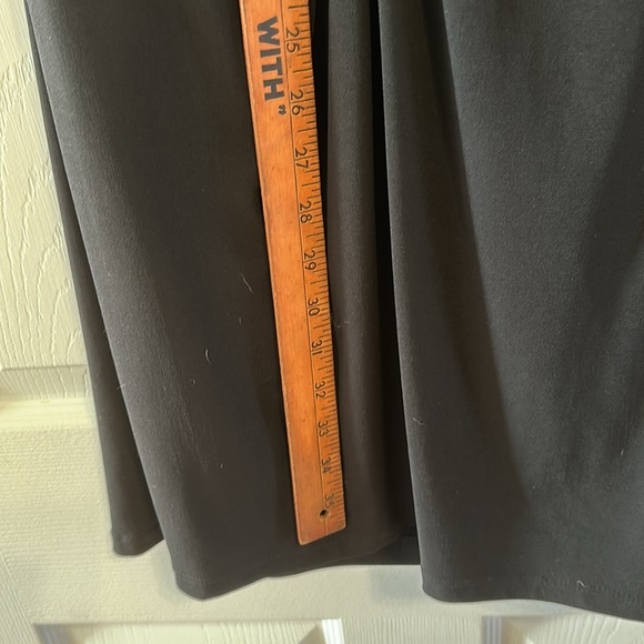 Black poly blend dress - Picture 4 of 5